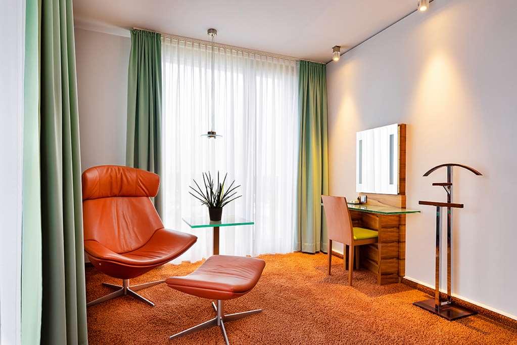 Schlosshotel Hellenstein Heidenheim an der Brenz Room photo